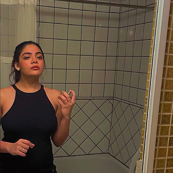 Meet your Posher, Maria - Picture 1 of 1